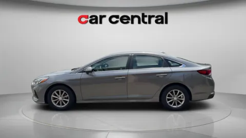 Photos of 2019 Hyundai Sonata SE for sale in Wallingford, CT at Car Central Wallingford