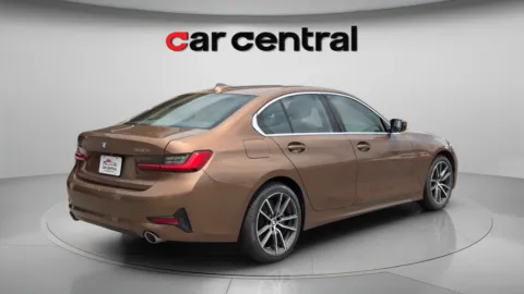 More photos of 2019 BMW 3 Series 330i xDrive at Car Central Wallingford, CT