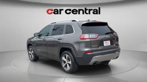 Another view of 2019 Jeep Cherokee Limited for sale in Wallingford, CT at Car Central Wallingford