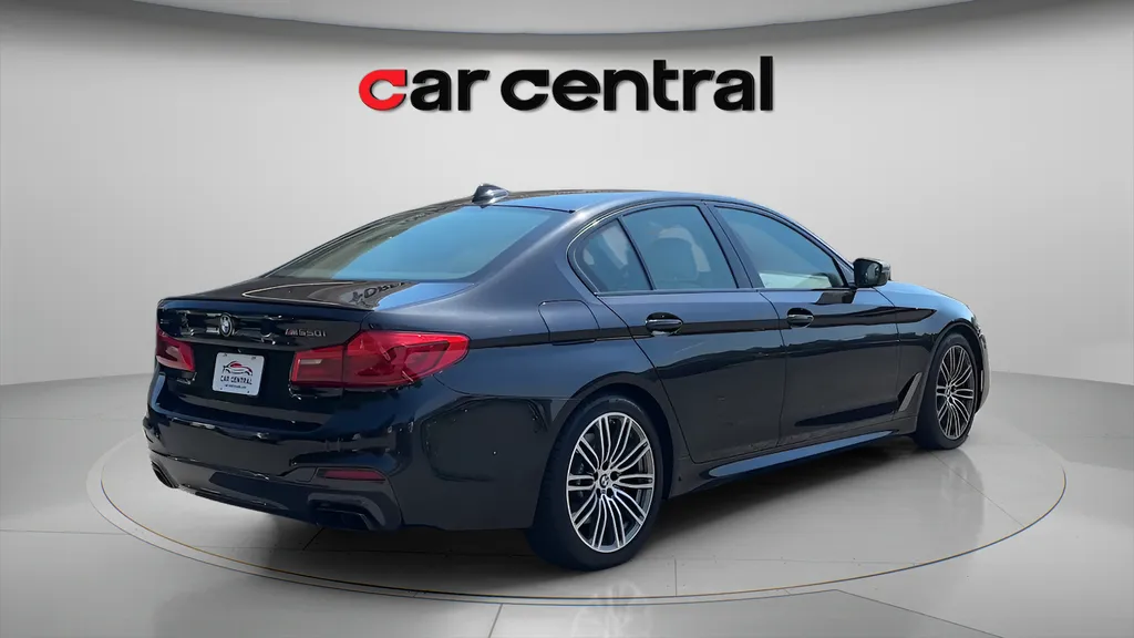More photos of 2019 BMW 5 Series M550i xDrive at Car Central Wallingford, CT