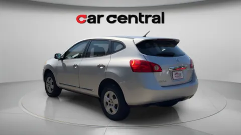More photos of 2013 Nissan Rogue S at Car Central Wallingford, CT