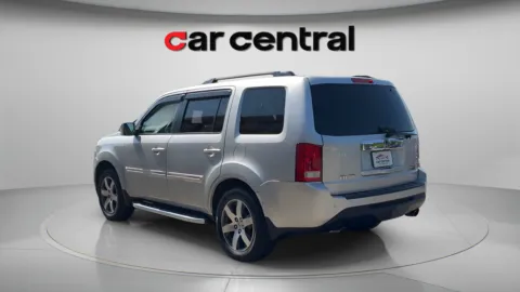 Another view of 2012 Honda Pilot Touring for sale in Wallingford, CT at Car Central Wallingford
