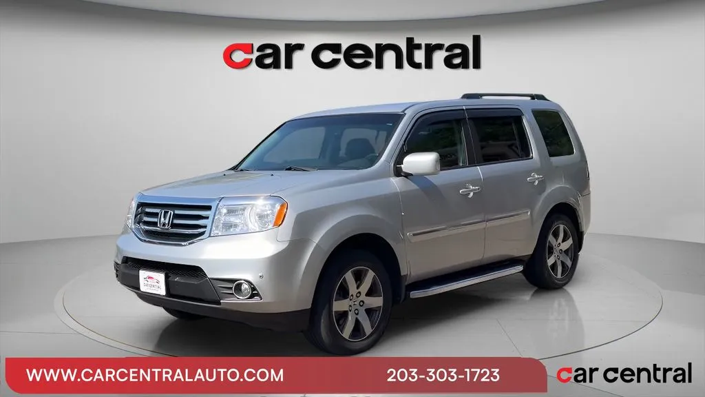 Silver 2012 Honda Pilot Touring for sale in Wallingford, CT