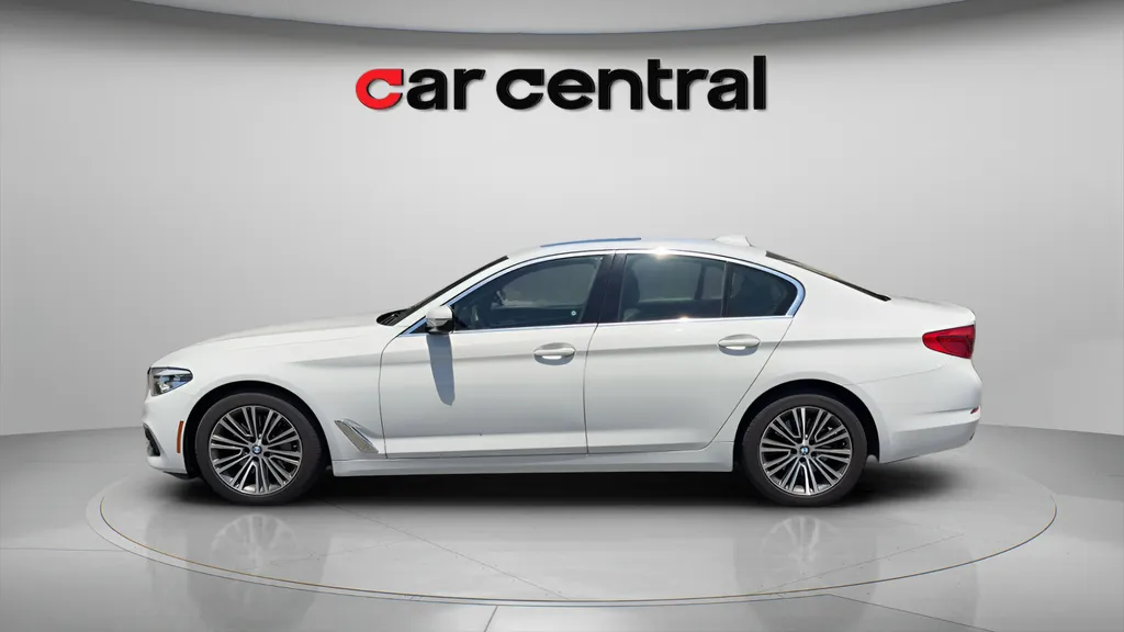 Photos of 2020 BMW 5 Series 530i for sale in Wallingford, CT at Car Central Wallingford