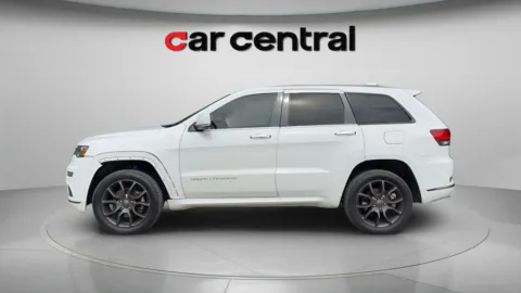 Photos of 2021 Jeep Grand Cherokee Overland for sale in Wallingford, CT at Car Central Wallingford