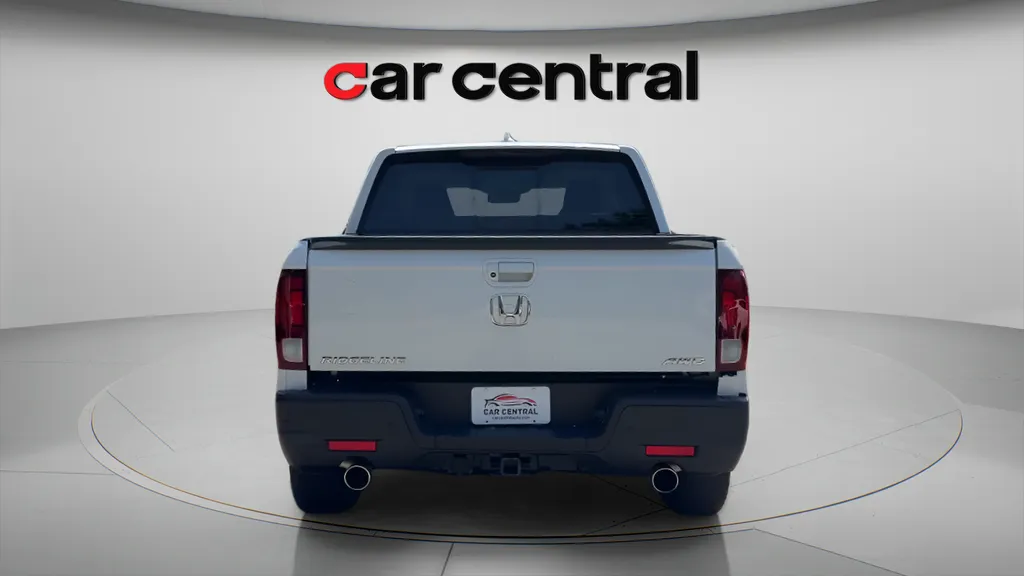 More photos of 2021 Honda Ridgeline RTL-E at Car Central Wallingford, CT