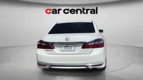 More photos of 2016 Honda Accord EX at Car Central Wallingford, CT