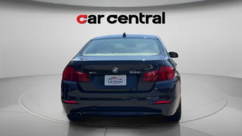 More photos of 2015 BMW 5 Series 528i xDrive at Car Central Wallingford, CT