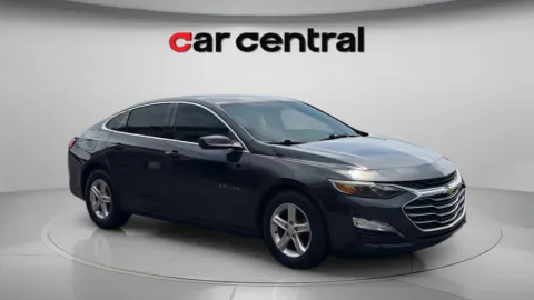 Another view of 2023 Chevrolet Malibu LT for sale in Wallingford, CT at Car Central Wallingford