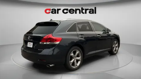 More photos of 2015 Toyota Venza XLE at Car Central Wallingford, CT