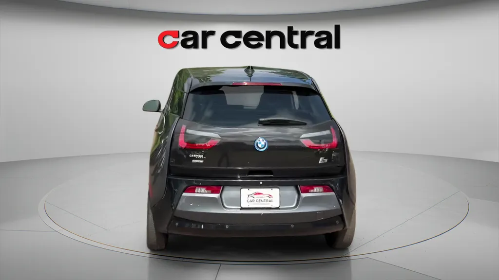 More photos of 2016 BMW i3 with Range Extender at Car Central Wallingford, CT