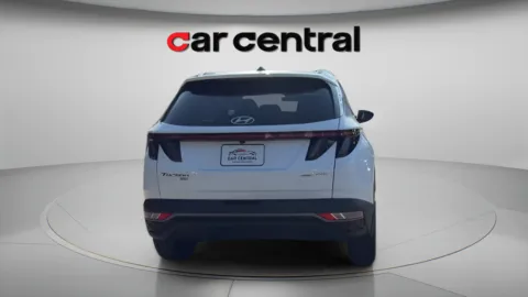More photos of 2022 Hyundai Tucson Hybrid Blue at Car Central Wallingford, CT