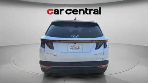 More photos of 2022 Hyundai Tucson Hybrid Blue at Car Central Wallingford, CT