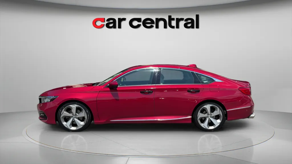 Photos of 2018 Honda Accord Touring 2.0T for sale in Wallingford, CT at Car Central Wallingford