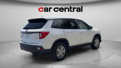 More photos of 2021 Honda Passport Sport at Car Central Wallingford, CT