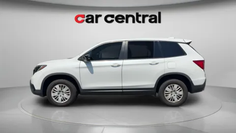 Photos of 2021 Honda Passport Sport for sale in Wallingford, CT at Car Central Wallingford