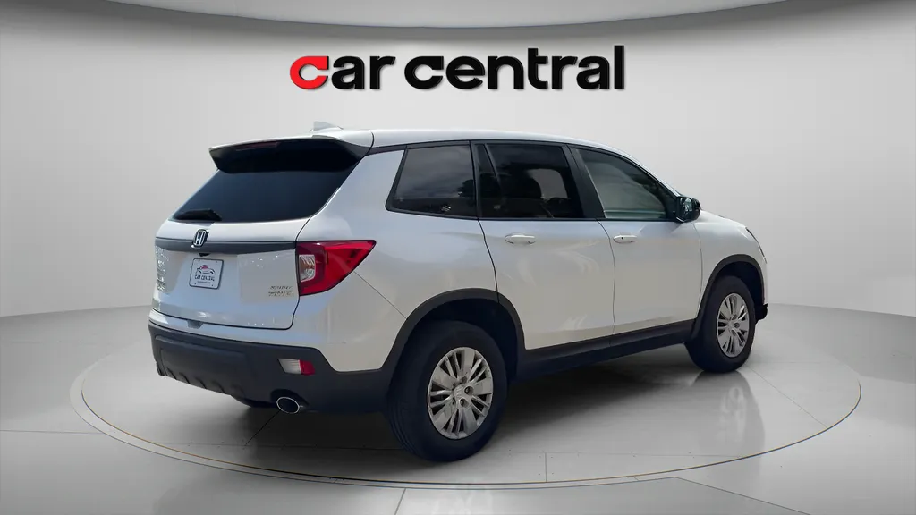 More photos of 2021 Honda Passport Sport at Car Central Wallingford, CT