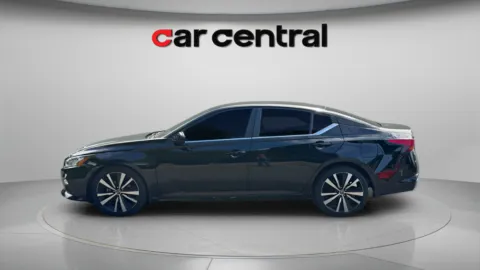 Photos of 2022 Nissan Altima 2.5 SR for sale in Wallingford, CT at Car Central Wallingford