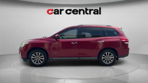 Photos of 2014 Nissan Pathfinder Hybrid SV for sale in Wallingford, CT at Car Central Wallingford