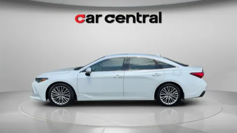 Photos of 2019 Toyota Avalon Limited for sale in Wallingford, CT at Car Central Wallingford