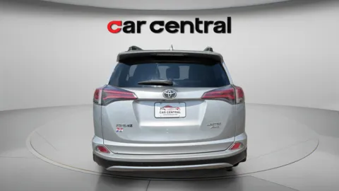 More photos of 2018 Toyota RAV4 Limited at Car Central Wallingford, CT