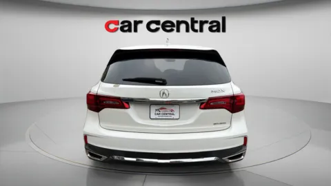 More photos of 2017 Acura MDX 3.5L at Car Central Wallingford, CT