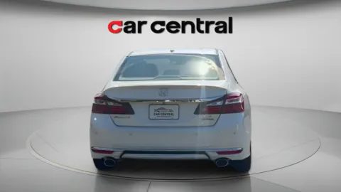 More photos of 2017 Honda Accord Touring at Car Central Wallingford, CT