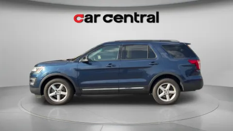 Photos of 2017 Ford Explorer XLT for sale in Wallingford, CT at Car Central Wallingford