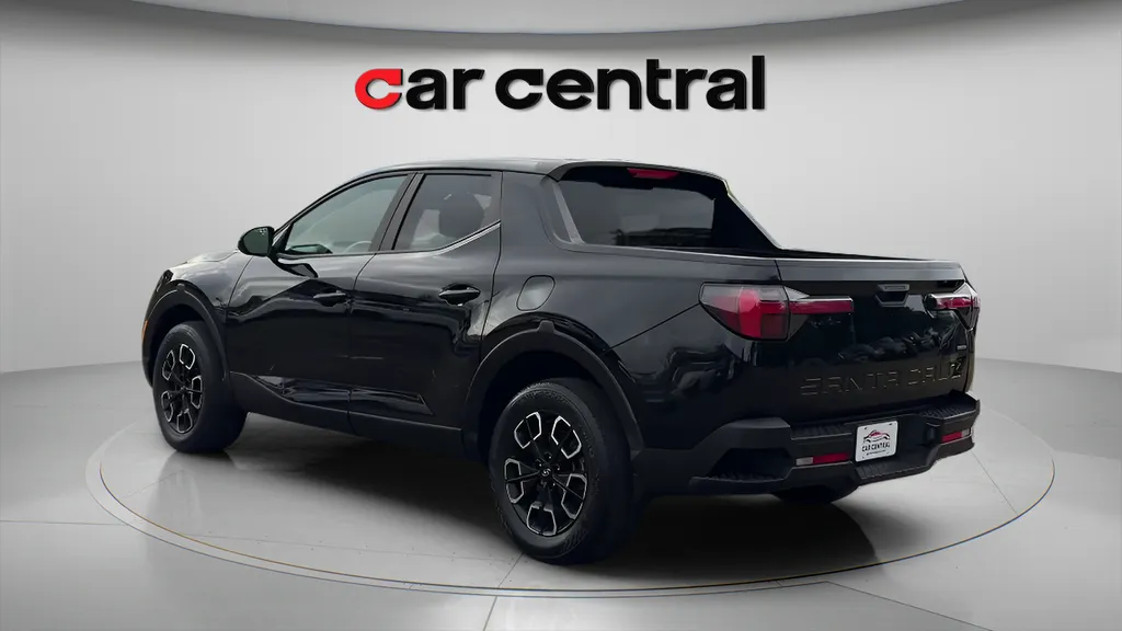 Another view of 2022 Hyundai Santa Cruz SEL for sale in Wallingford, CT at Car Central Wallingford