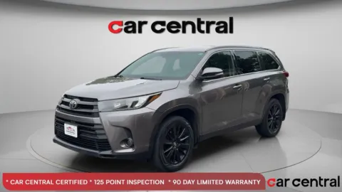 Gray 2019 Toyota Highlander SE for sale in Wallingford, CT