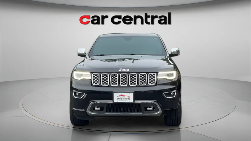 Photos of 2018 Jeep Grand Cherokee Overland for sale in Wallingford, CT at Car Central Wallingford