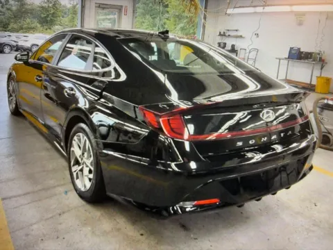 Photos of 2023 Hyundai Sonata SEL for sale in Wallingford, CT at Car Central Wallingford