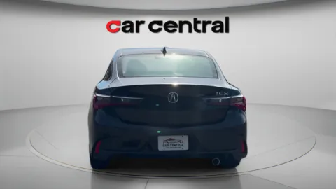 More photos of 2020 Acura ILX Premium Package at Car Central Wallingford, CT