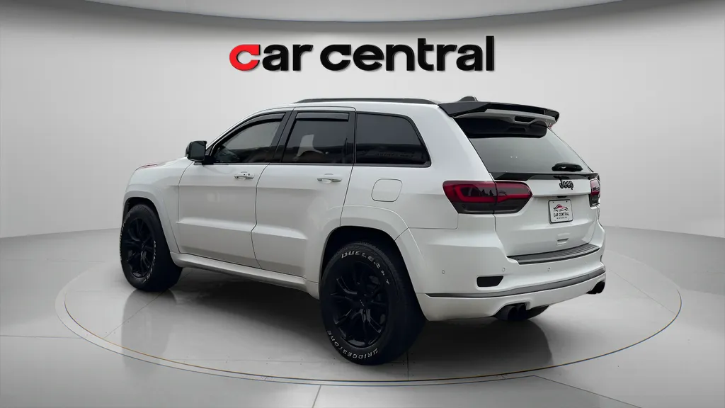 Another view of 2020 Jeep Grand Cherokee Limited X for sale in Wallingford, CT at Car Central Wallingford