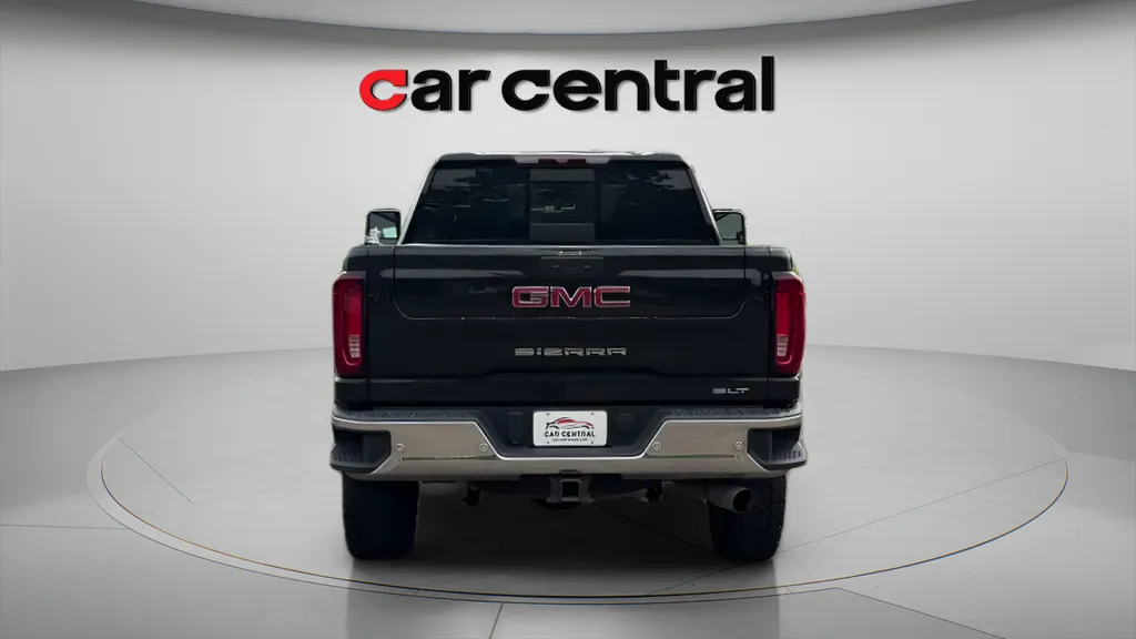 More photos of 2022 GMC Sierra 2500 HD SLT at Car Central Wallingford, CT