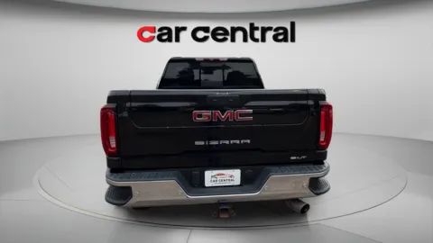 More photos of 2022 GMC Sierra 2500 HD SLT at Car Central Wallingford, CT