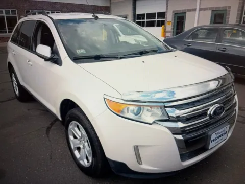 Another view of 2014 Ford Edge SEL for sale in Wallingford, CT at Car Central Wallingford