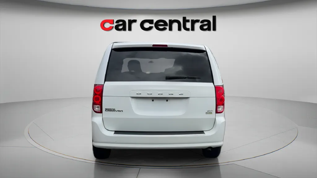 More photos of 2016 Dodge Grand Caravan SXT at Car Central Wallingford, CT