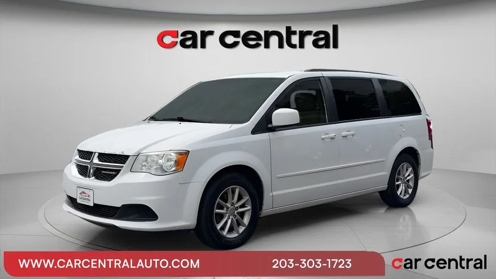 White 2016 Dodge Grand Caravan SXT for sale in Wallingford, CT