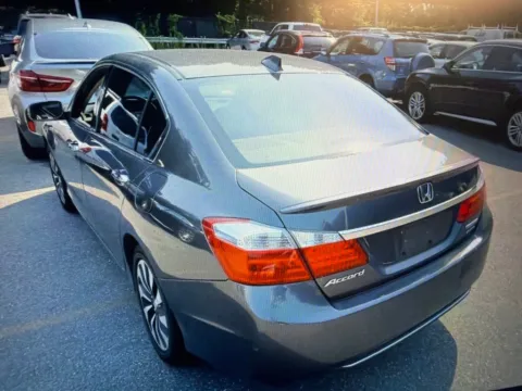 More photos of 2014 Honda Accord Hybrid Touring at Car Central Wallingford, CT