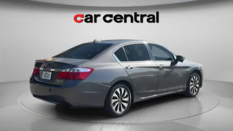 More photos of 2014 Honda Accord Hybrid Touring at Car Central Wallingford, CT