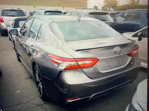 More photos of 2018 Toyota Camry SE at Car Central Wallingford, CT