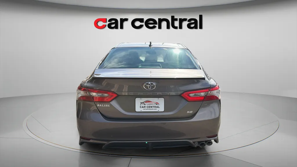 More photos of 2018 Toyota Camry SE at Car Central Wallingford, CT