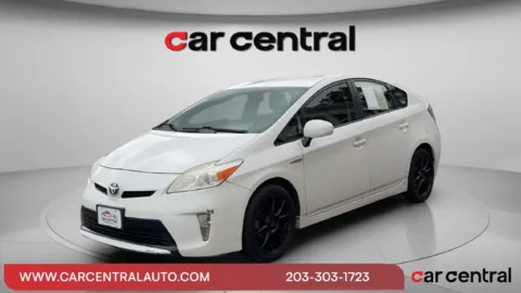 White 2013 Toyota Prius Three for sale in Wallingford, CT