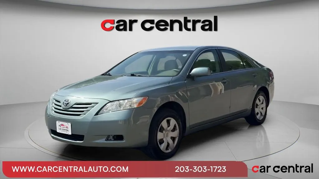Green 2007 Toyota Camry LE for sale in Wallingford, CT