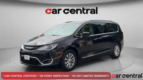 Unknown 2018 Chrysler Pacifica Touring L for sale in Wallingford, CT