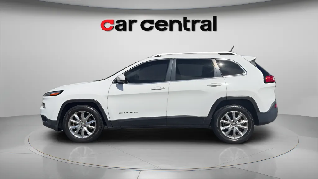 Photos of 2015 Jeep Cherokee Limited for sale in Wallingford, CT at Car Central Wallingford