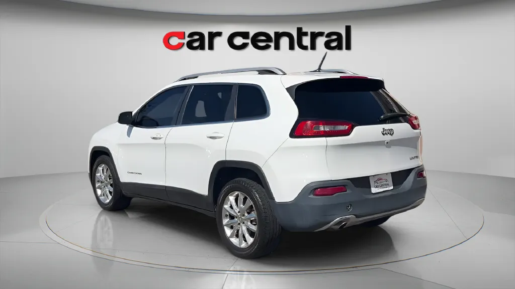Another view of 2015 Jeep Cherokee Limited for sale in Wallingford, CT at Car Central Wallingford