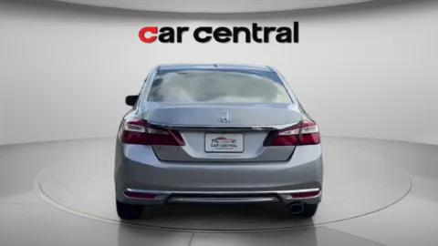 More photos of 2017 Honda Accord EX-L at Car Central Wallingford, CT