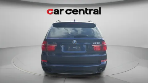 More photos of 2013 BMW X5 xDrive35i at Car Central Wallingford, CT